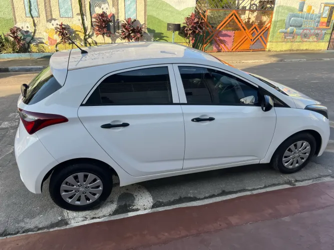 Hyundai HB20 Unique 1.0 Flex 12V Mec. 2019