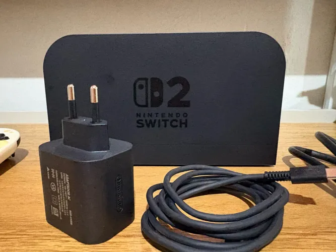 Nintendo Switch 2 - Usado, muito bem cuidado + acessórios