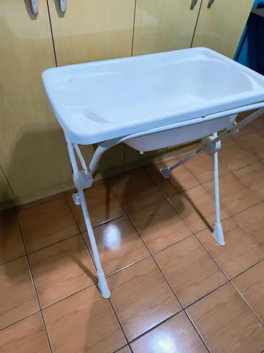 Banheira Bebê com Suporte Dobrável Burigotto