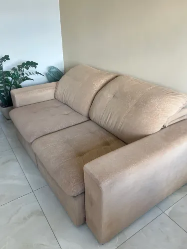 Sofá retrátil higienizado