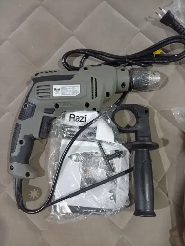 Furadeira 600w nova
