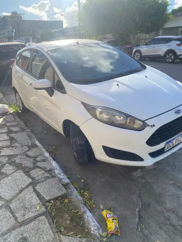 Ford Fiesta 1.5 16V Flex Mec. 5P 2015