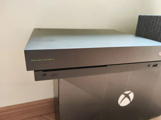 Vídeo game Xbox one x project scorpion