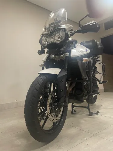 Tiger XRX 800   baixa km 