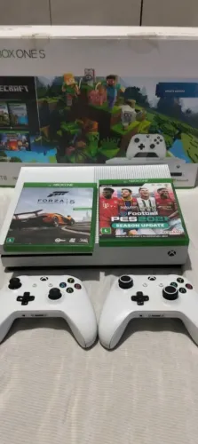 XBOX ONE S + JOGOS + 2 CONTROLES + HD 1 TERABYTE