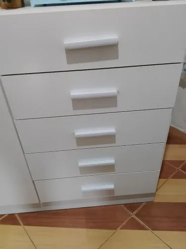Vendo Berço americano mais guarda roupa com cômoda conjugado em ótimo estado não entrego