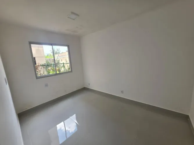Apartamento Térreo com Garden Privativo de 34m² à Venda no Vitória Maguary