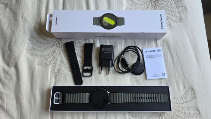 Galaxy Watch 7 44mm em excelente estado.
