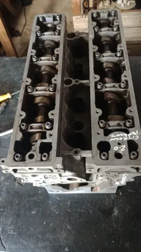 Cabeçote Citroen/Peugeot 2.0 com comandos, sem ser retificado.