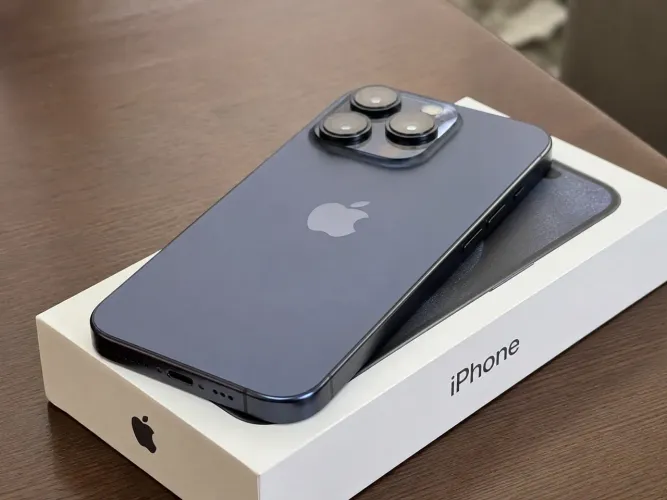 iPhone 15 Pro 256GB Blue Titanium ? Impecável