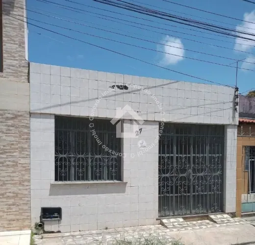 Casa à Venda no Bairro Industrial | Próximo à FANESE