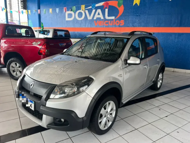 Renault Sandero Stepway Hi-flex 1.6 16V 5P Aut. 2013
