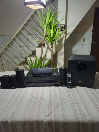 Onkyo home theater HT-R 390