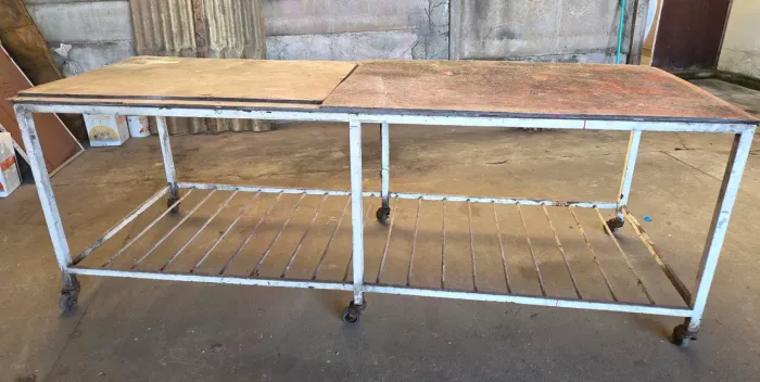 Bancada Industrial Super Reforçada com Rodinhas - 2,50m x 0,90m