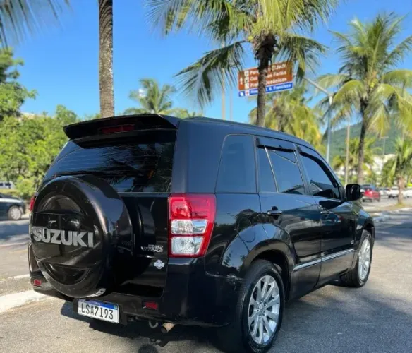 Suzuki Grand Vitara 2.0 16V 4x2/4x4 5P Mec. 2015