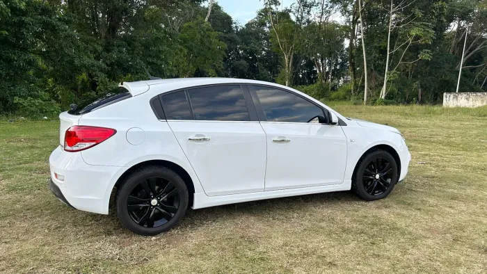 Chevrolet Cruze HB Sport LTZ 1.8 16V Flexp. 5P AUT 2015