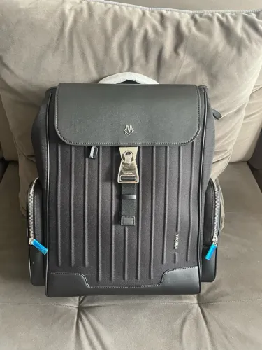 Mochila rimowa flap preta