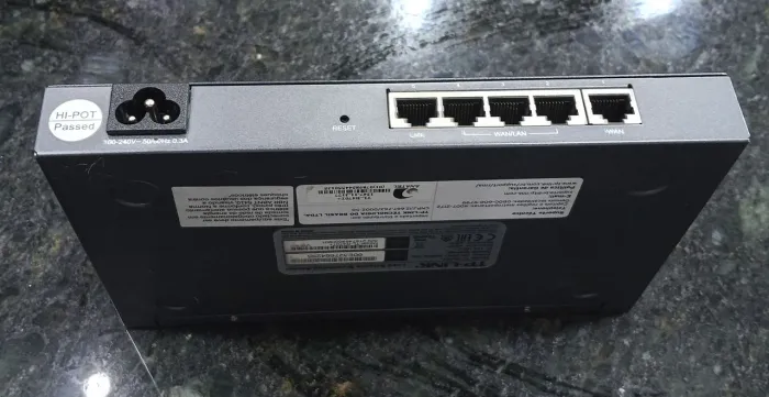 Swicht TP-Link 4 Port