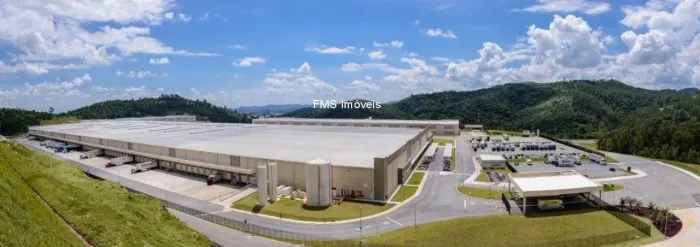 Galpão Industrial para Locação em Araçariguama-SP, Bairro Cintra Gordinho: 2 Banheiros, 4