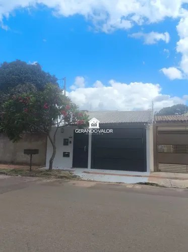 Casa c/ Área Gourmet, 2 quartos + 1 Suíte