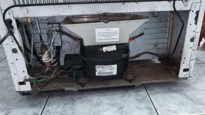 Vendo geladeira