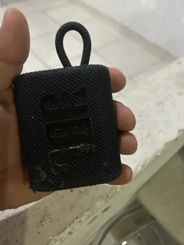 Jbl semi novo