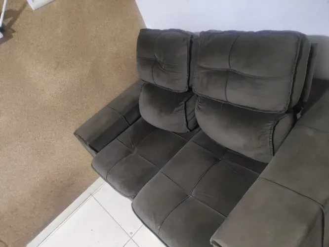 Vendo sofá retrátil semi novo