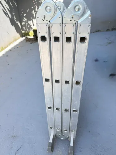 Escada articulada 4x4 alumínio 16 degraus 4,48m