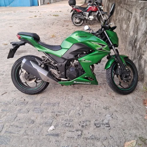 Vendo kavazaki  Z300 2016 