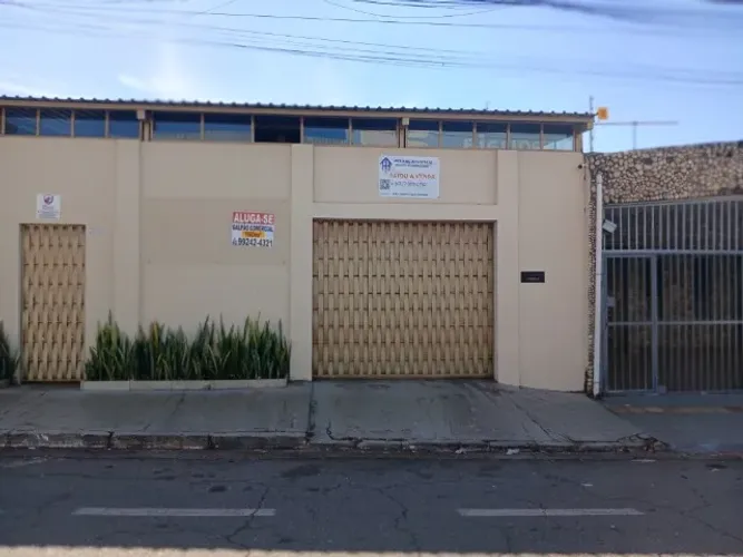 Galpão Comercial St. Leste Vila Nova, 160m2