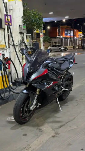 BMW S1000 RR - 2022 IMPECÁVEL 
