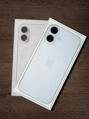 iPhone 16 branco