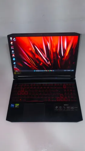 Acer Nitro 5 i7 11800H | RTX 3050 | 16GB RAM | 144Hz