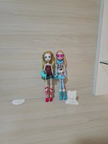 (RESERVADA) Monster High Abbey + Lagoona 