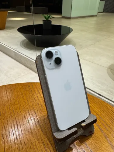iPhone 15 GB 128 zero ?