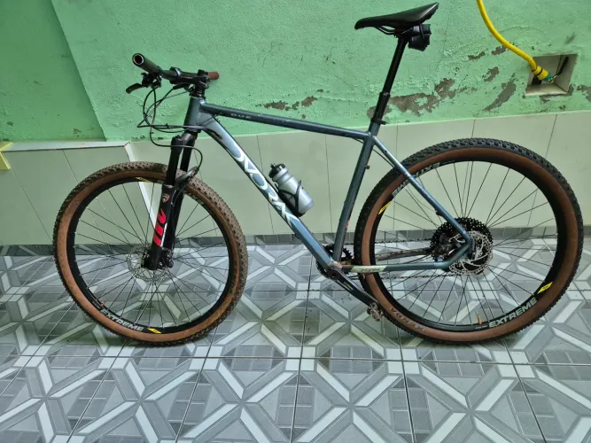 Bicicleta Dvorak one ( garantia vitalícia) com N/F.