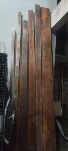 Lotes madeiras com seladora e verniz 