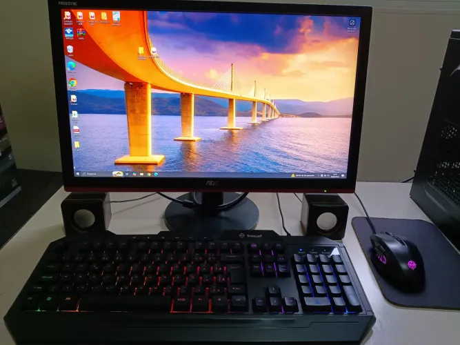 Computador AMD Ryzen 3200G com 8gb ram ddr4