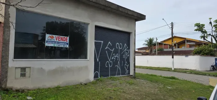 Salão Comercial a venda em Itanhaém no Bopiranga na Avenida Principal