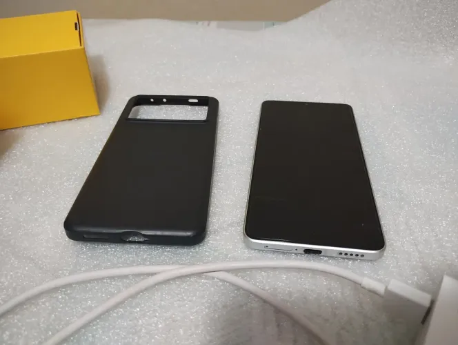 Xiaomi POCO X6 Pro 5G 512GB 12GB RAM NFC Global - Excelente Estado