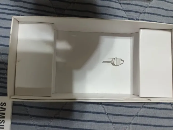 Vende-se um smartphone galaxy A22 5g de mostruário possui NFC para fazer compras ou recebe