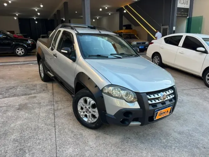 Fiat Strada Adventure 1.8/ 1.8 Locker Flex CE 2012