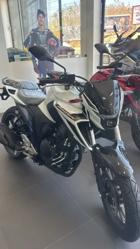 Yamaha FZ25 250 Fazer Connected 2026
