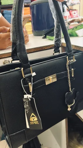 VENDE-SE ESSA BOLSA