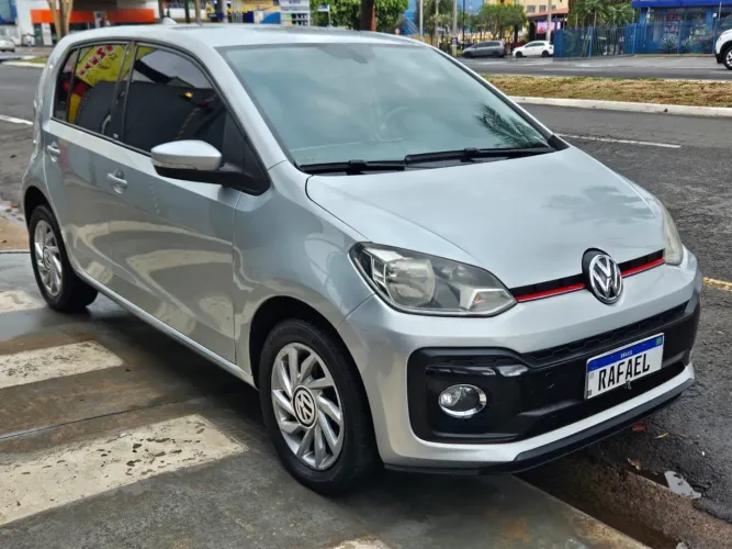 Volkswagen Up! High 1.0 TSI Total Flex 12V 5P 2018