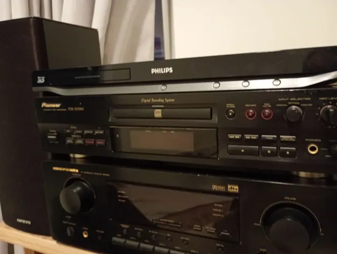 Gravador de CD Pioneer incrível 