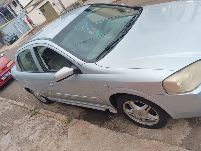 Chevrolet Astra Sedan 2.0/cd/ Expres.gls 2.0 8V 4P 2002
