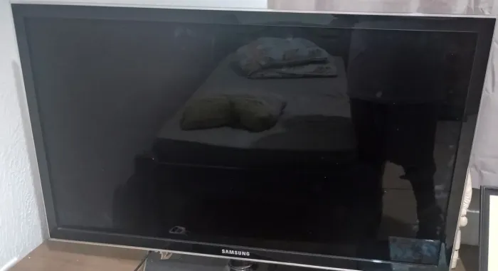 TV Samsung 40 polegadas led Full HD (série 5) mais Playstation 2