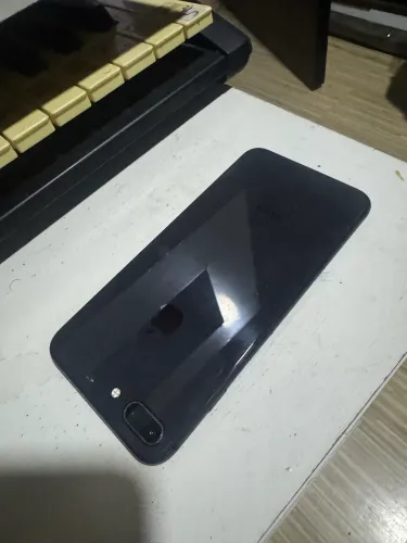 iPhone 8 Plus 