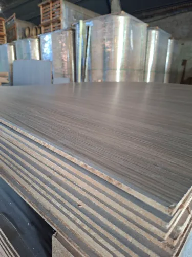 Chapas de MDF 6mm de cores variadas 2750x1850